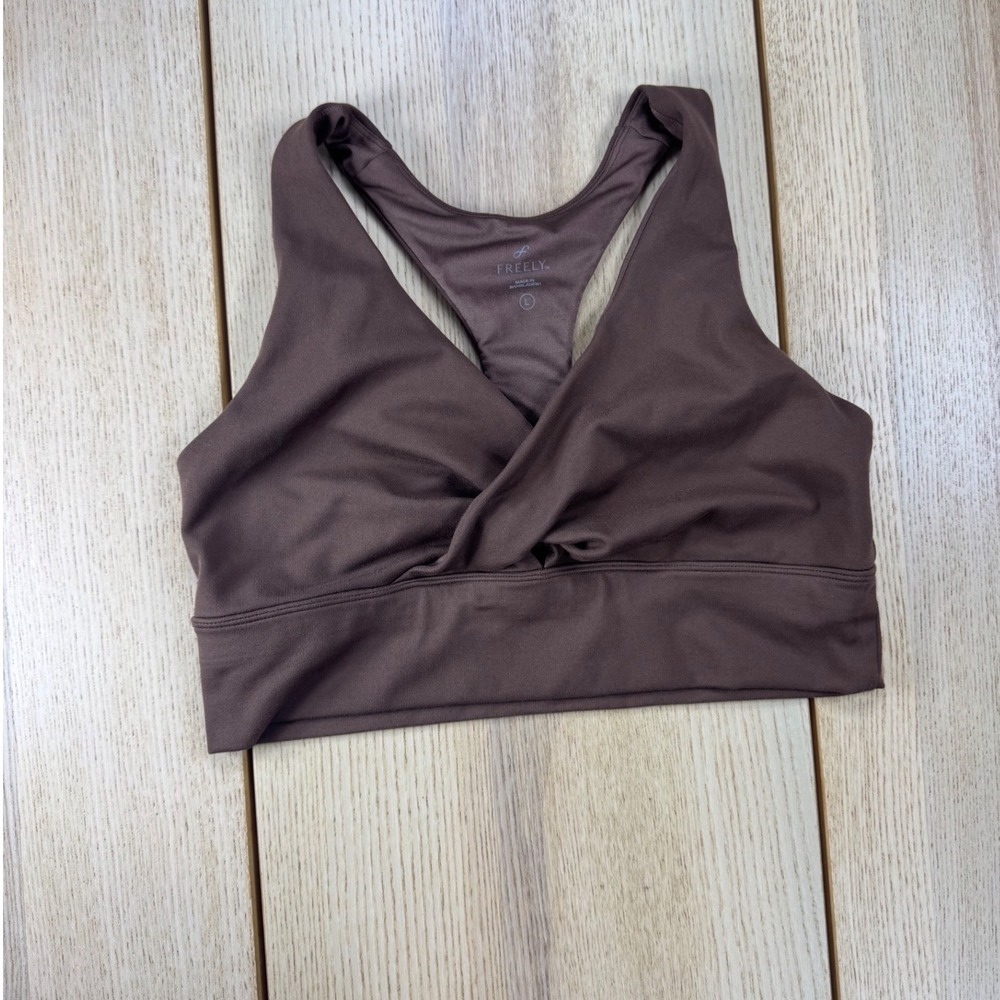 Freely Womens Crossover Front Racerback Sports Bra‎ Brown Size Large